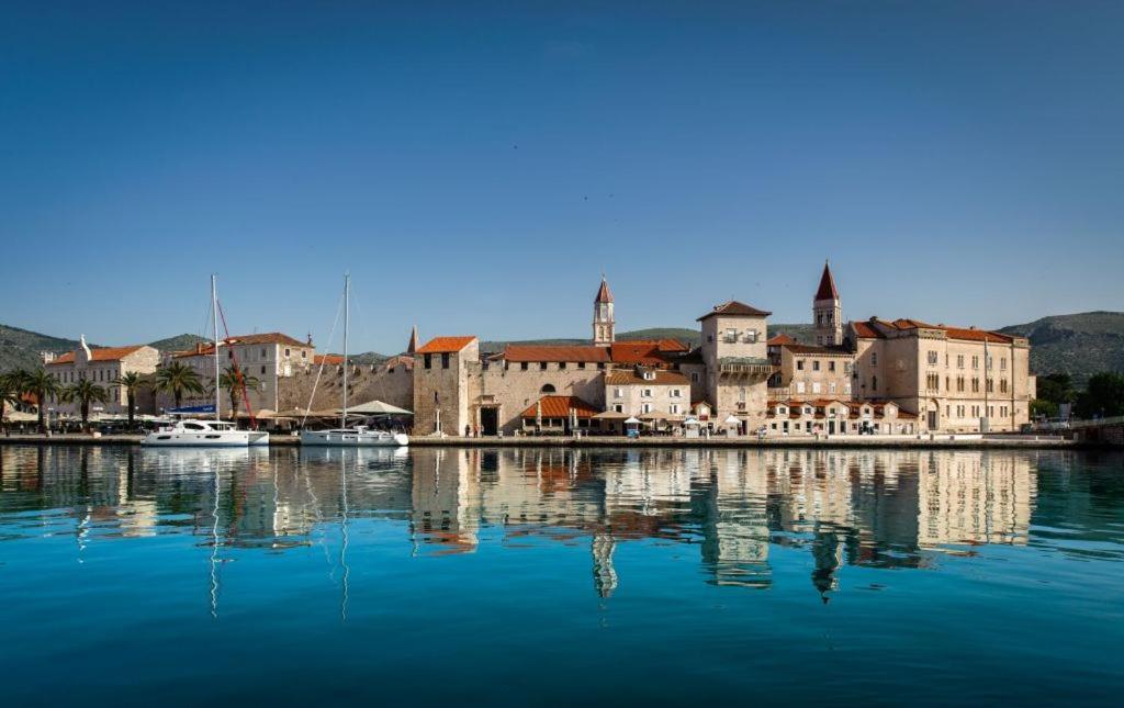 Villa Lovor Trogir Buitenkant foto